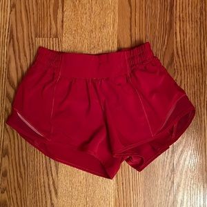 size 2 lululemon shorts